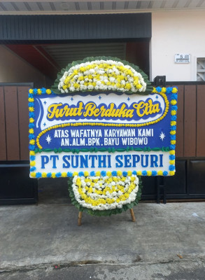 Papan Bunga Duka di Kutorejo